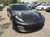 Porsche Panamera foto 1