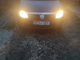 Dacia Logan foto 3