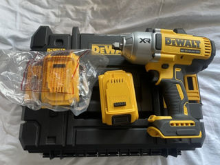 Ударный гайковерт DeWalt DCF900P2T foto 6