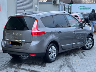 Renault Grand Scenic foto 3