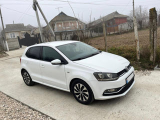 Volkswagen Polo foto 2