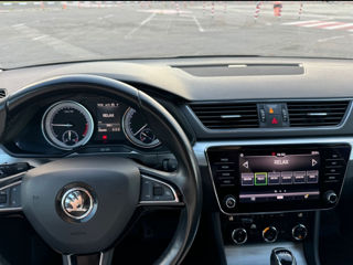 Skoda Superb foto 7