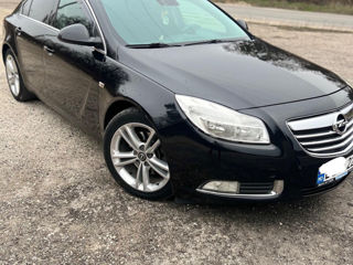 Opel Insignia foto 1