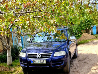 Volkswagen Touareg foto 2