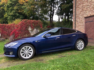 Tesla Model S foto 5