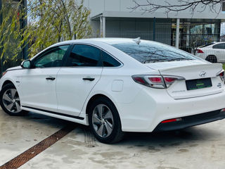 Hyundai Sonata foto 3