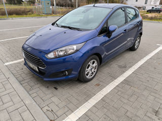 Ford Fiesta foto 5