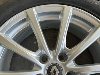 5x114.3 R18 Renault cu anvelope 245/45 R18 foto 8