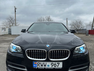 BMW 5 Series foto 4