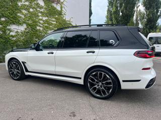 BMW X7 foto 3