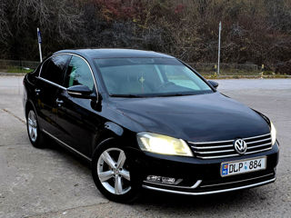 Volkswagen Passat foto 3