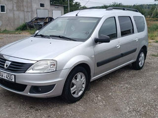 Dacia Logan foto 1