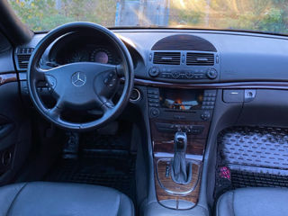 Mercedes E-Class foto 4