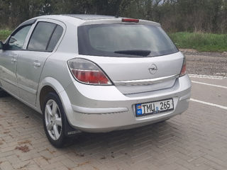 Opel Astra foto 3