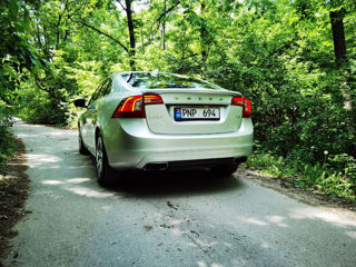 Volvo S60 foto 9