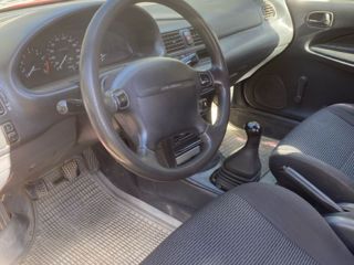 Mazda 323 foto 5