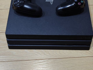 Продам PlayStation 4 PRO foto 1