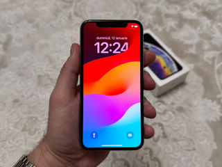 iPhone XS 64GB White