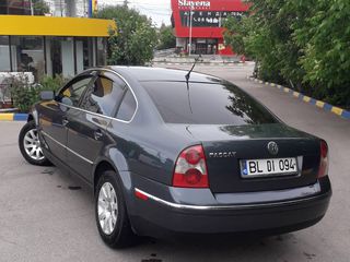 Volkswagen Passat foto 2