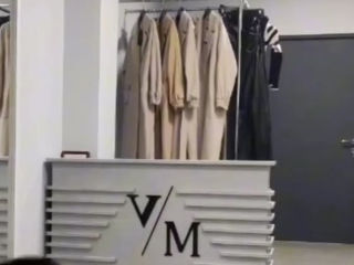 Мебель для магазина одежды