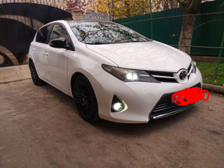 Toyota Auris foto 2