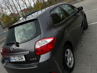 Toyota Auris foto 4