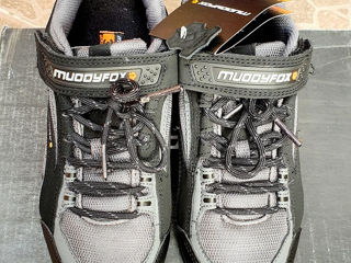 Pantofi sport noi Muddyfox. Marime 36. Marea Britanie. foto 3