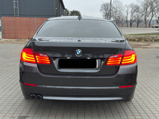 BMW 5 Series foto 6