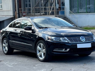 Volkswagen Passat CC foto 2