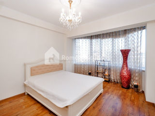 Apartament cu 3 camere, 100 m², Centru, Chișinău foto 7