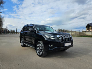 Toyota Land Cruiser Prado foto 1