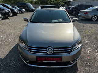 Volkswagen Passat foto 3