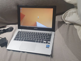 notebook Asus la 1300 lei