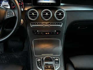 Mercedes GLC foto 6