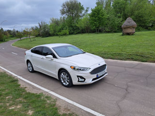 Ford Fusion foto 4