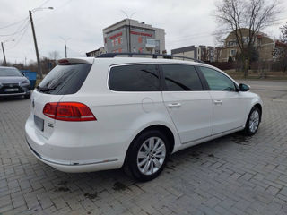 Volkswagen Passat foto 4