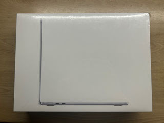 MacBook Air 13 M2 . 8/256 Sigilat !