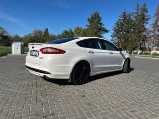 Ford Fusion foto 4