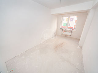 Apartament în variantă albă, 2 camere, Centru foto 2