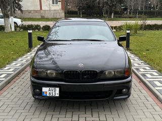 BMW 5 Series foto 9