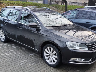 Volkswagen Passat foto 2