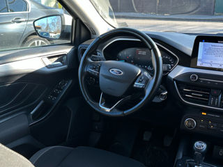 Ford Focus foto 16