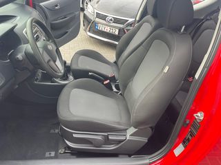 Hyundai i20 foto 6