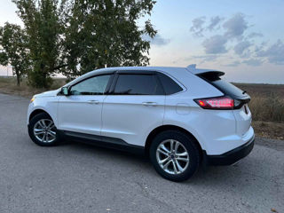 Ford Edge foto 8