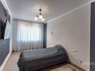 Apartament cu 3 camere, 76 m², Centru, Chișinău foto 4