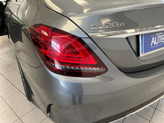 Mercedes C-Class foto 8