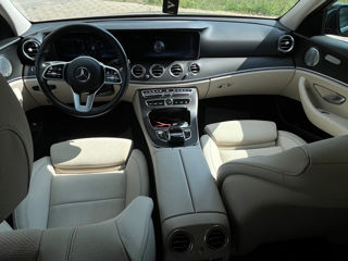 Mercedes E-Class foto 8