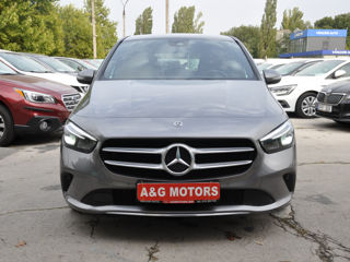 Mercedes B-Class foto 2