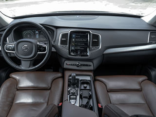 Volvo XC90 foto 6