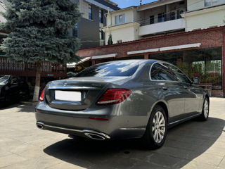 Mercedes E-Class foto 4